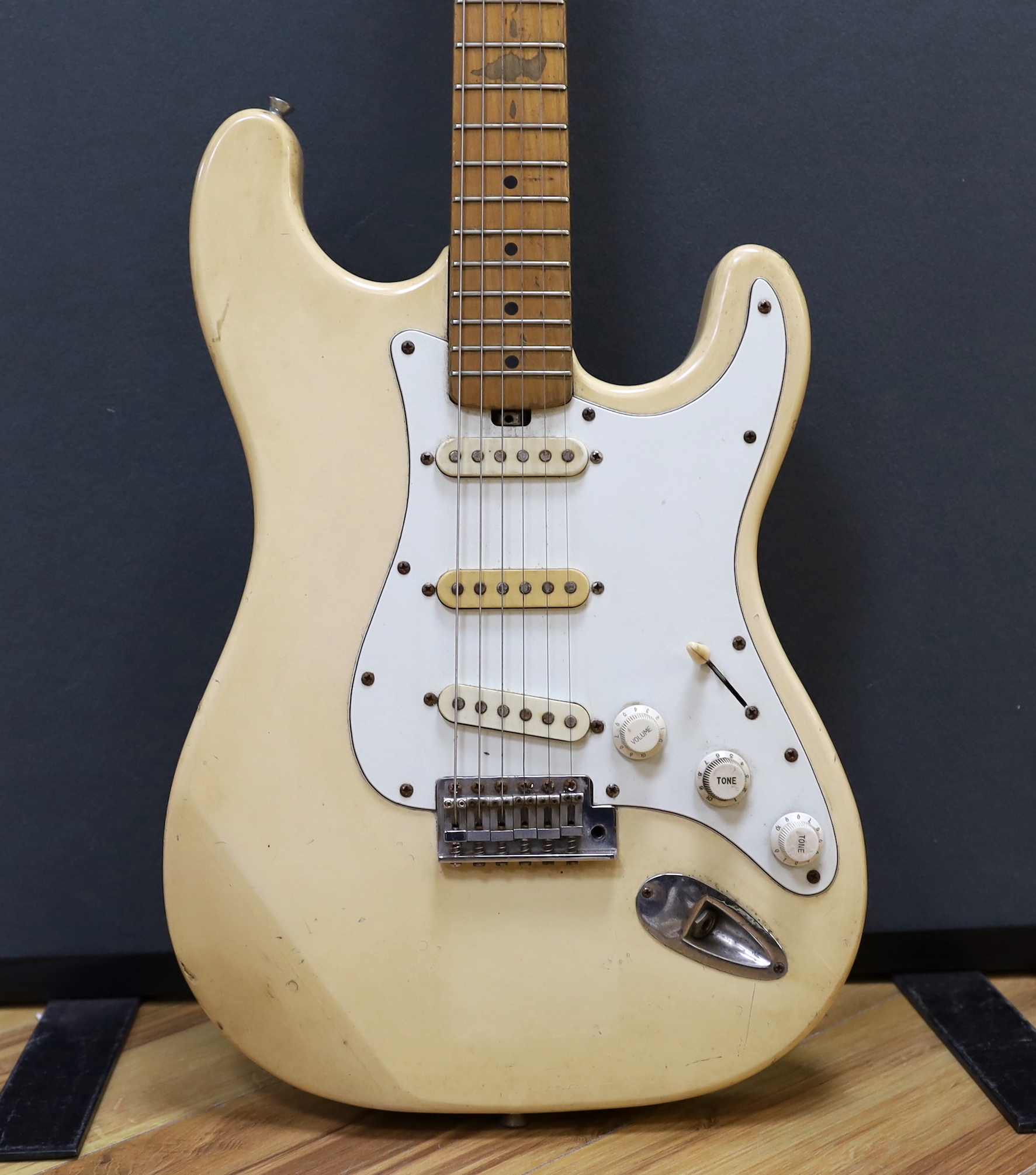 A Marlin Slammer electric guitar with maple neck, together with a flight case